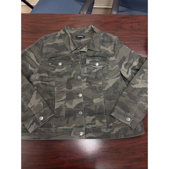 D. Jeans Camouflage Jacket Size 1X - Picture 1 of 7